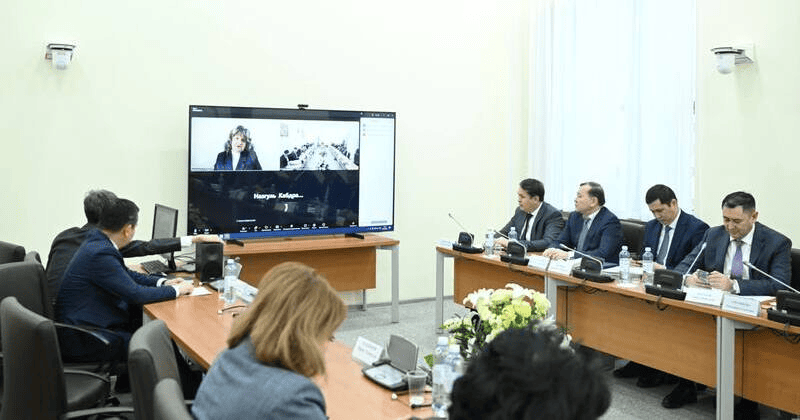 Депутаты заявили об участившихся жалобах на отсутствие ряда лекарств в аптеках